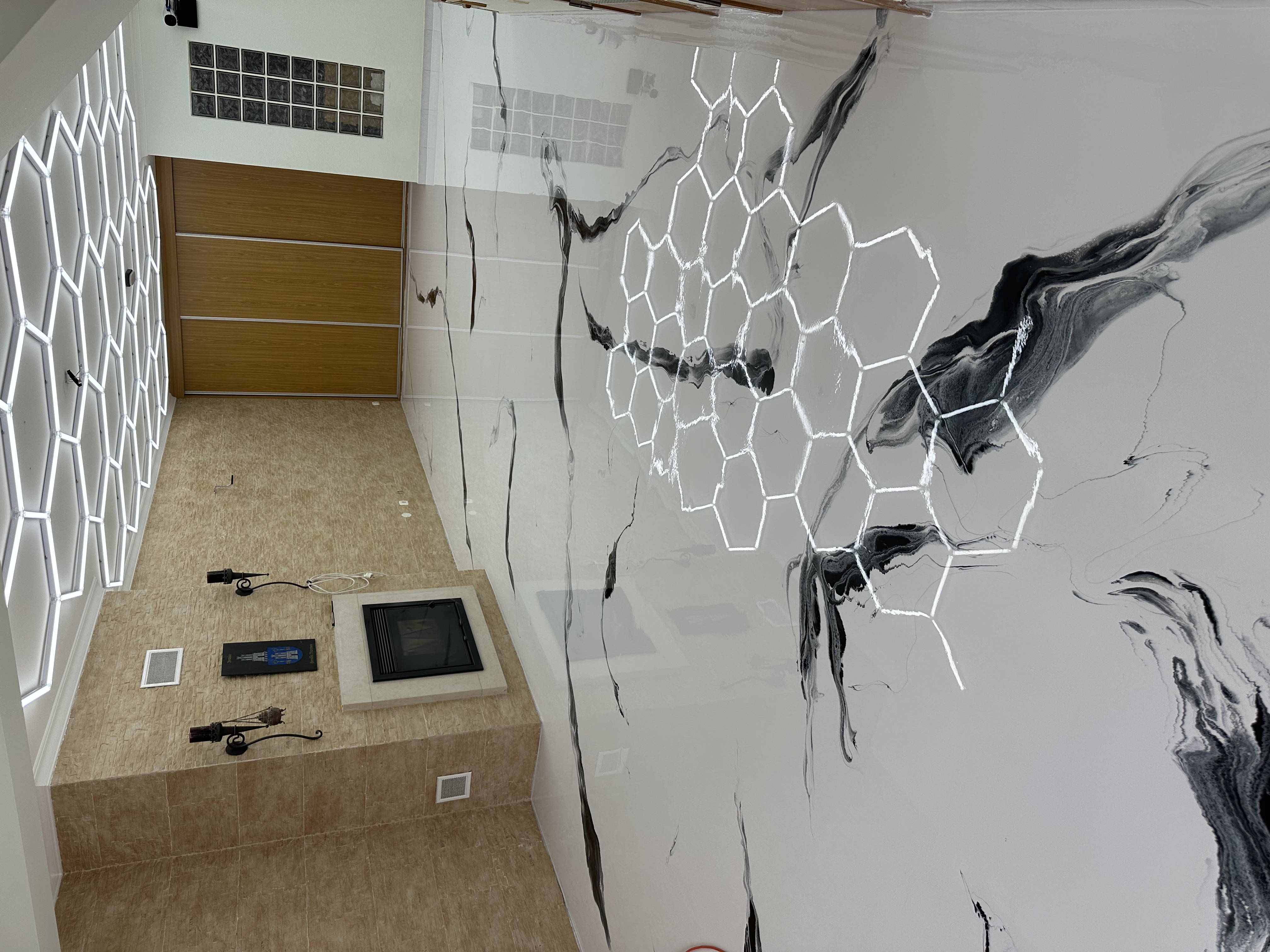Depois — epoxy marmorizado corredor